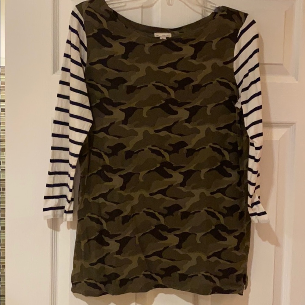 Camo top